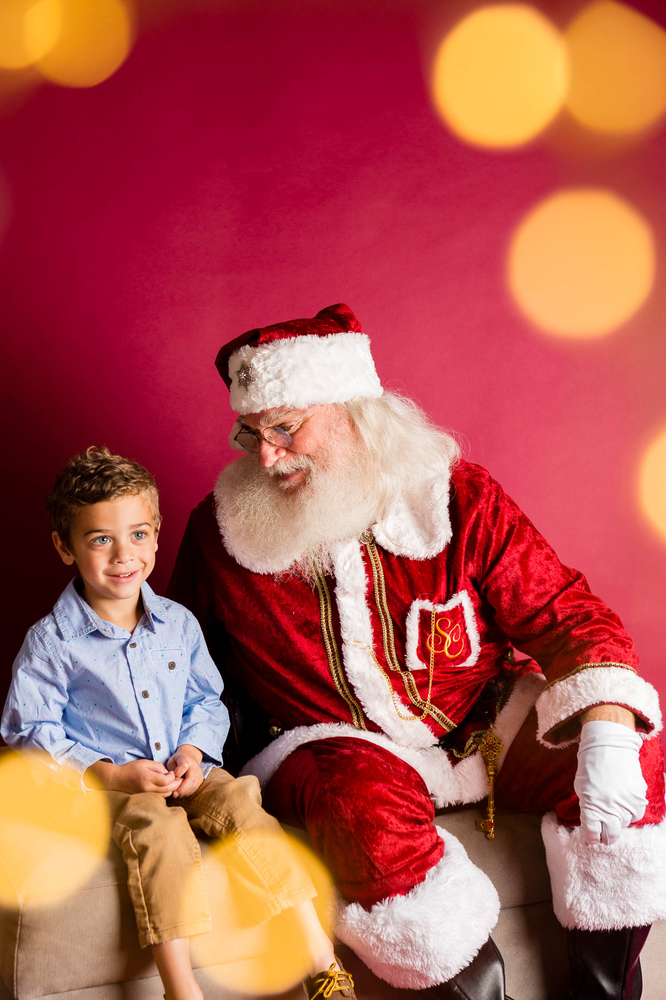 boy, Santa, Christmas bokeh, red background